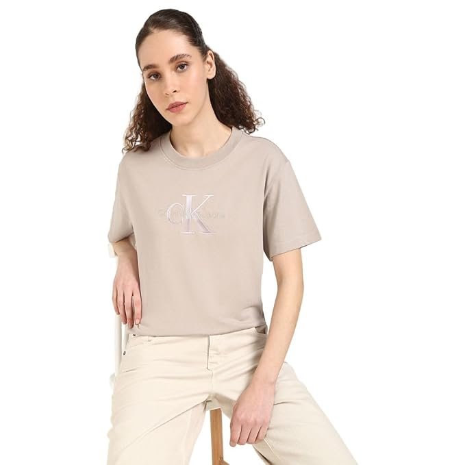 Calvin Klein Jeans Women's Solid Relaxed Fit T-Shirt